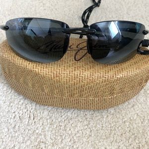 Authentic Maui Jim glasses with case